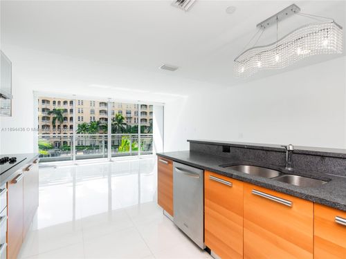 apt-225-2950 Ne 188th St, Aventura, FL, 33180-2792 | Card Image