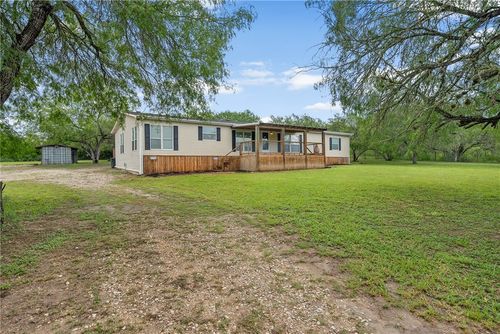 5768 Mockingbird Ln, Mathis, TX, 78368-9214 | Card Image