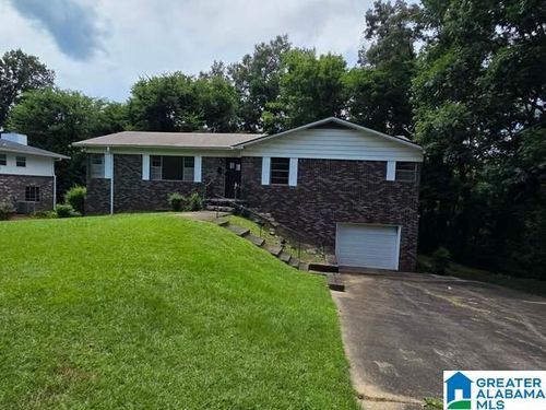 1604 5th St Nw, CENTER POINT, AL, 35215-5302 | Card Image