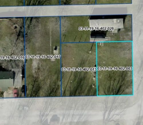 307 Sw 2nd St, Casey, IL, 62420-1251 | Card Image