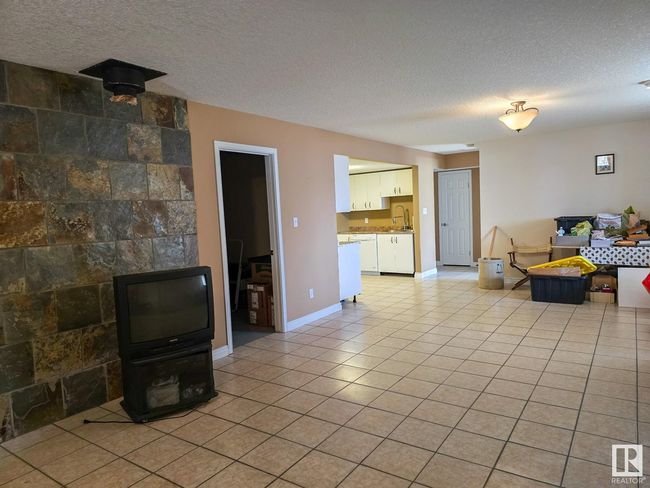 492 Stanley Close, House other with 5 bedrooms, 3 bathrooms and null parking in Spring Lake AB | Image 27