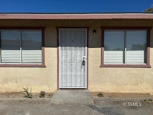 512-A W Atkins Ave, Ridgecrest, CA, 93555 | Card Image