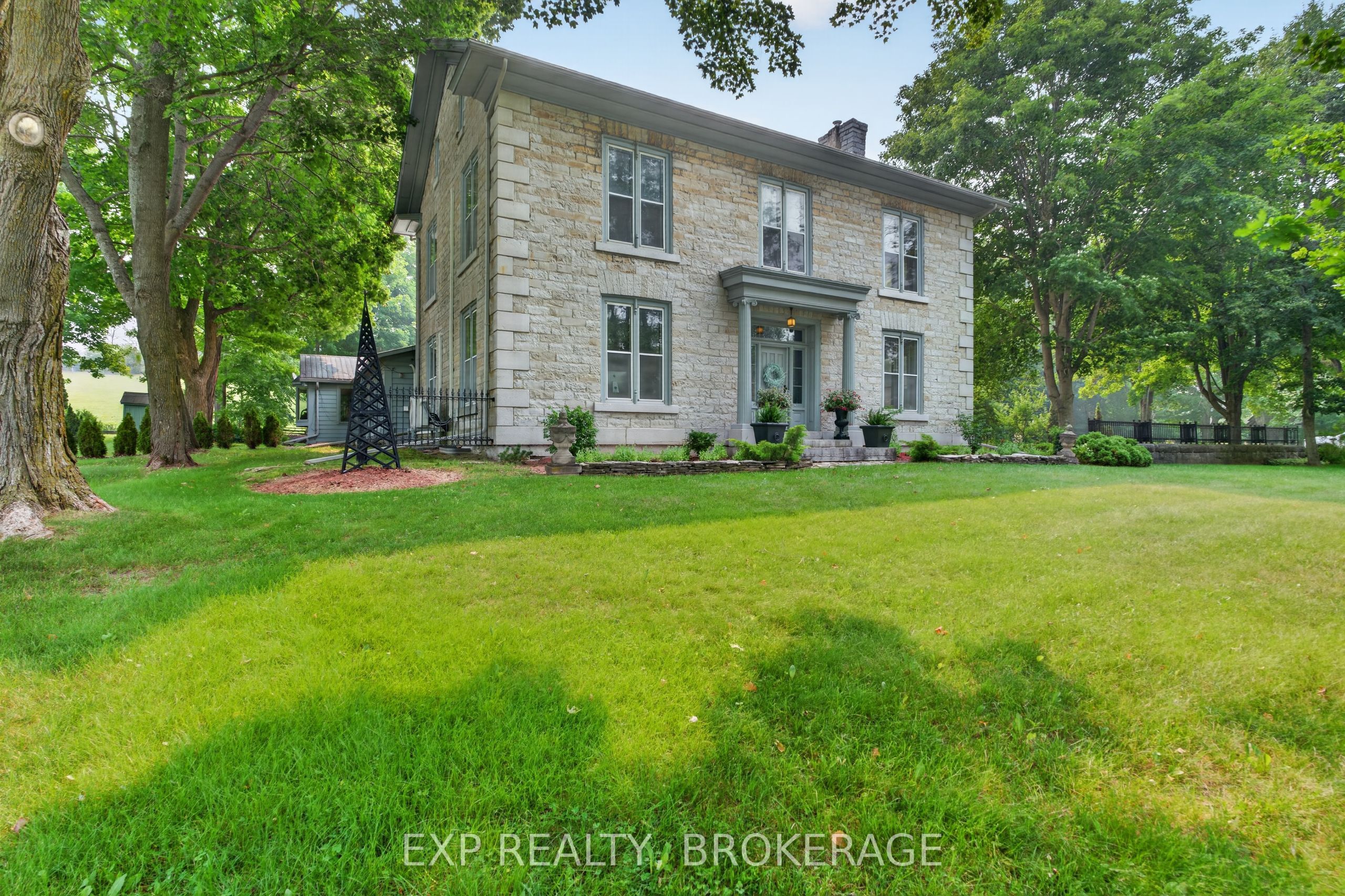 Residential in Stone Mills 2