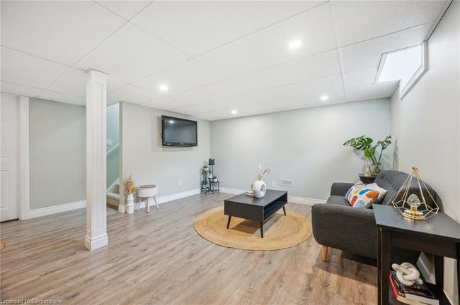 184 Norwich Rd, Townhouse with 3 bedrooms, 3 bathrooms and 3 parking in Breslau ON | Image 26
