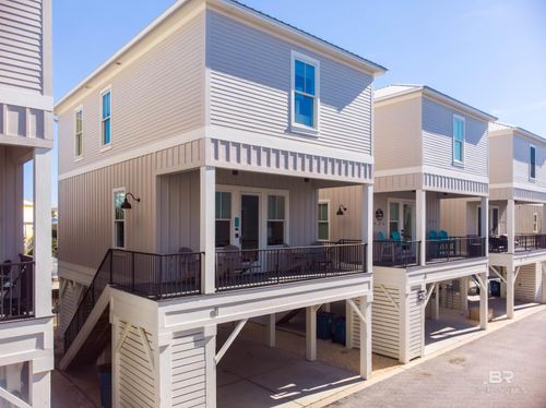 1592 W Beach Blvd, Gulf Shores, AL, 36542-6192 | Card Image