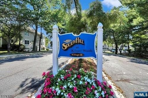 747 Pepperidge Rd, Mahwah, NJ, 07430-3452 | Card Image