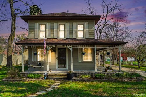 7357 West Rd, Washington Twp, MI, 48094-2794 | Card Image