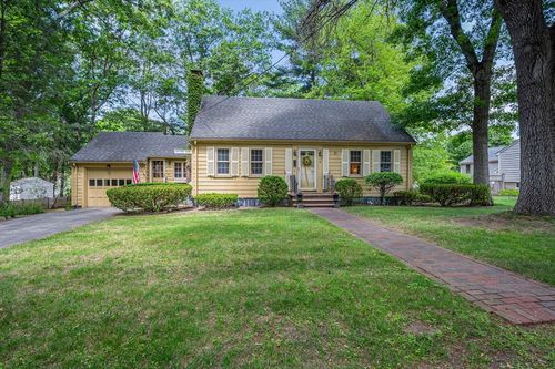 16 Cottage Park, Reading, MA, 01867-2214 | Card Image