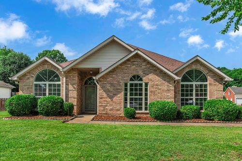 2240 Joann Dr, Spring Hill, TN, 37174-8230 | Card Image