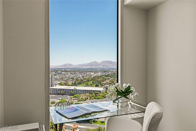 UNIT-2502 - 2877 Paradise Rd, Home with 3 bedrooms, 3 bathrooms and 1 parking in Las Vegas NV | Image 65
