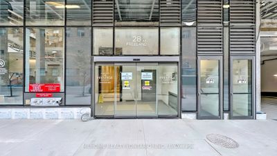 2507 - 28 Freeland St, Condo with 2 bedrooms, 1 bathrooms and null parking in Toronto ON | Image 2