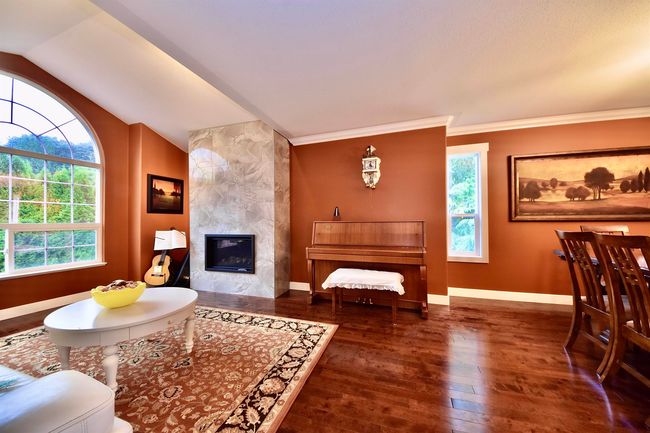 46457 Edgemont Pl, House other with 4 bedrooms, 2 bathrooms and 5 parking in Chilliwack BC | Image 10