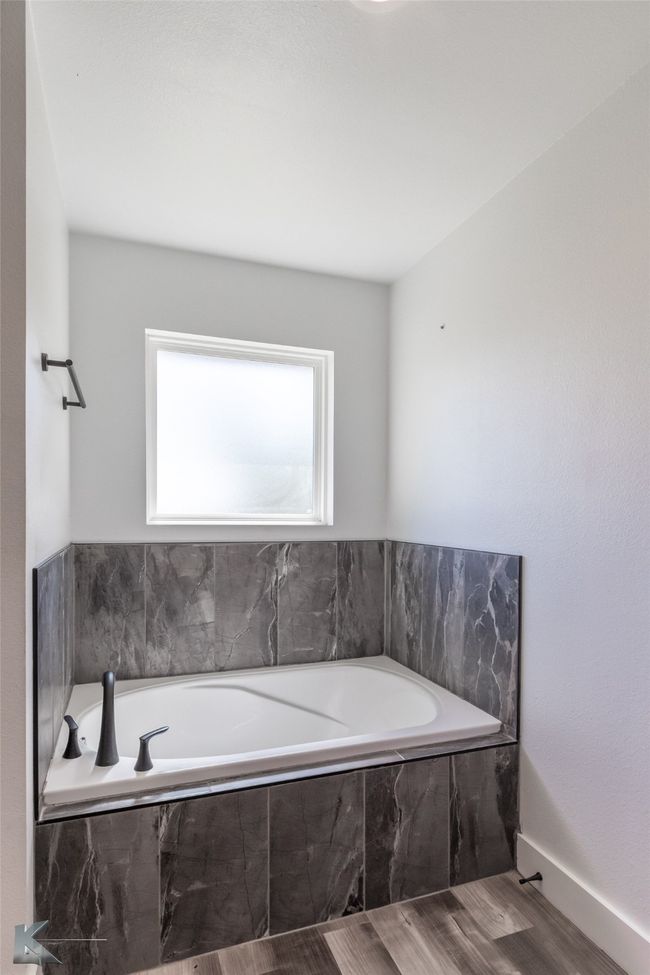 7432 State Highway 36 W, House other with 3 bedrooms, 2 bathrooms and null parking in Clyde TX | Image 18
