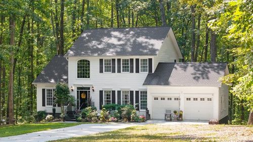 5074 Peach Mountain Cir, Gainesville, GA, 30507-8886 | Card Image