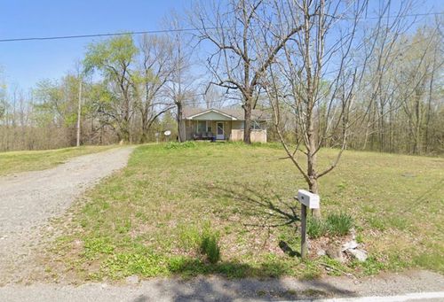 833 Grays Chapel Rd, Southside, TN, 37171-9076 | Card Image
