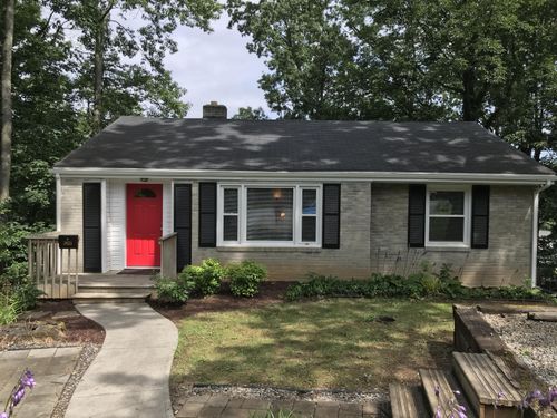 3023 Hollowell Ave Sw, Roanoke, VA, 24015-4411 | Card Image