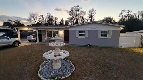 6014 Santa Monica Dr, TAMPA, FL, 33615-3329 | Card Image