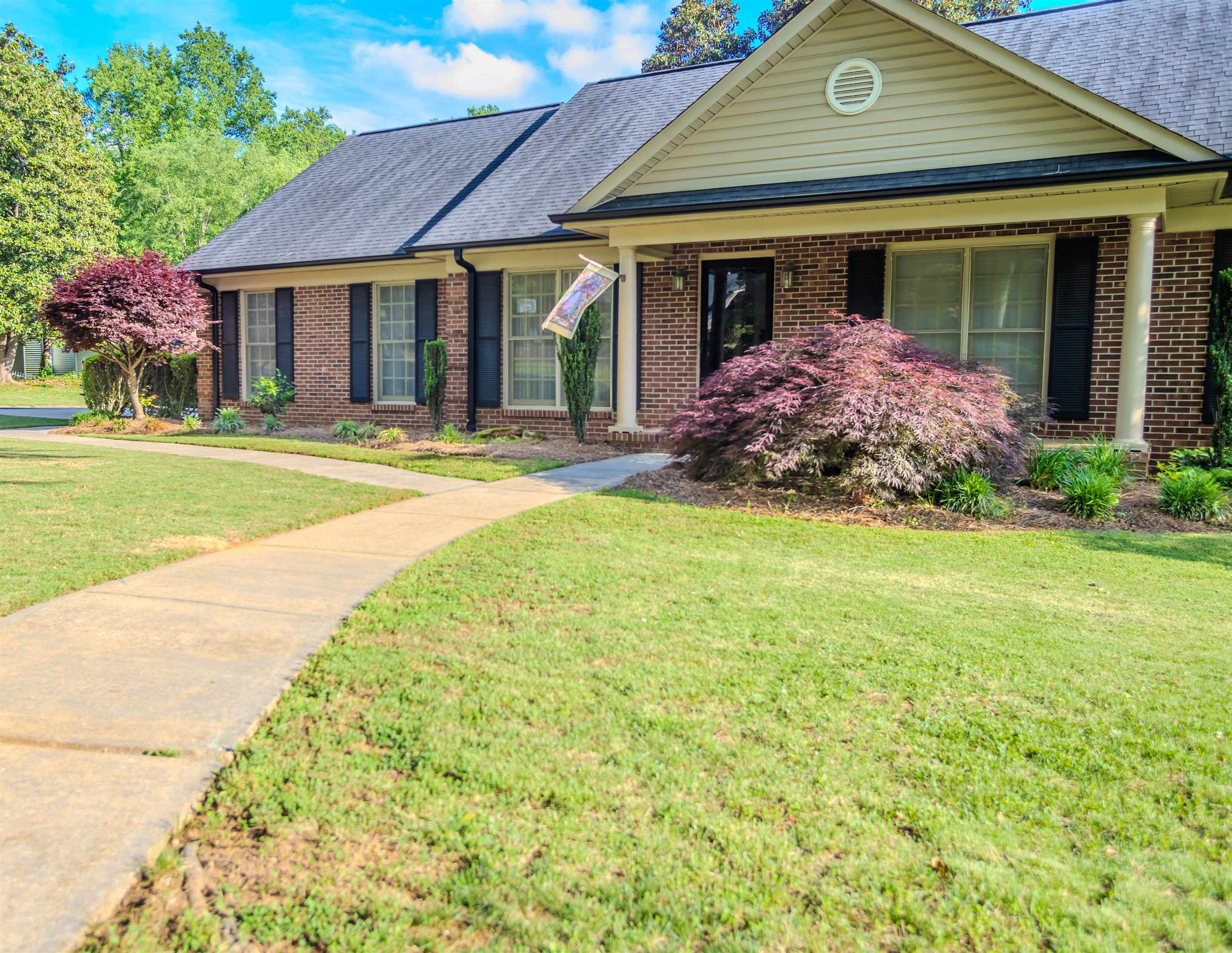 Shoresbrook Rd, Spartanburg, SC 29301