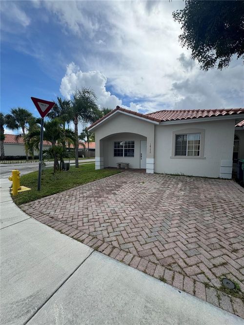 18172 Sw 109th Pl, Miami, FL, 33157-9013 | Card Image