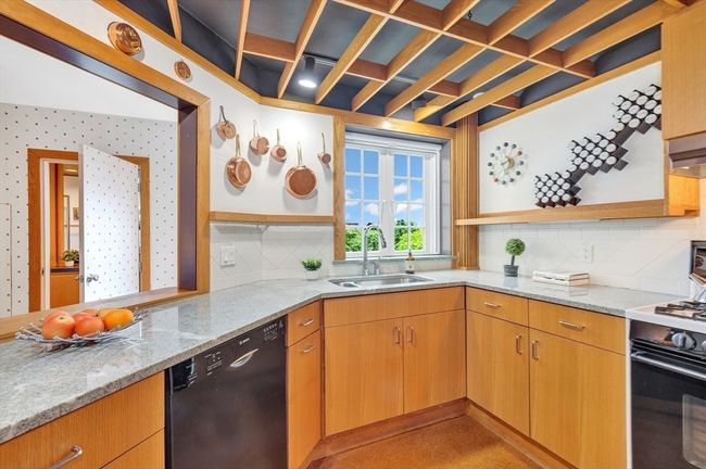 APT-603 - 985 Memorial Dr, Home with 3 bedrooms, 2 bathrooms and null parking in Cambridge MA | Image 13