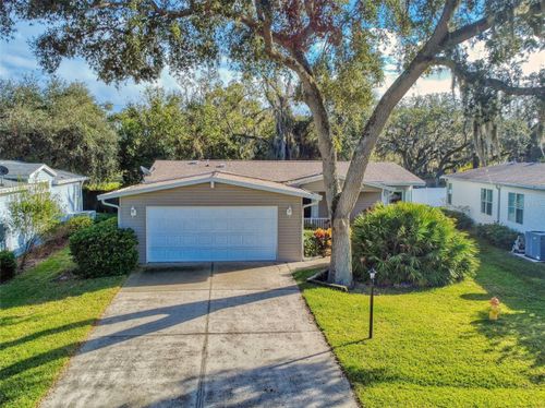 317 Water Landing Drive, OAK HILL, FL, 32759 | Card Image