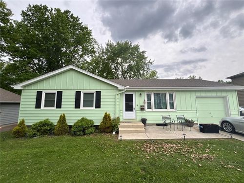 8706 Kentucky Ave, Raytown, MO, 64138-4441 | Card Image