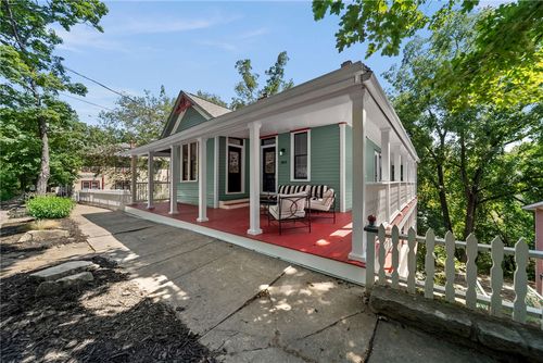 265 Spring St, Eureka Springs, AR, 72632-3154 | Card Image