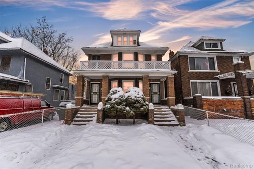 3521 Harding St, Detroit, MI, 48214-2185 | Card Image