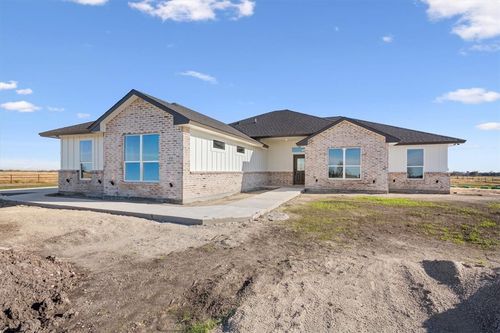 108 Cougar Lane, Lott, TX, 76656 | Card Image