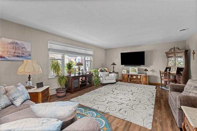 1725 Vance Ave, House other with 4 bedrooms, 3 bathrooms and 2 parking in Coraopolis PA | Image 6