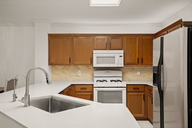12330 Shropshire Blvd, House other with 3 bedrooms, 2 bathrooms and 4 parking in Austin TX | Image 6