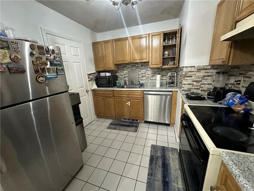 apt-8-200 Manville Hill Rd, Cumberland, RI, 02864-2368 | Card Image