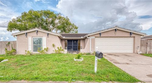 9206 Gray Fox Ln, PORT RICHEY, FL, 34668-5181 | Card Image