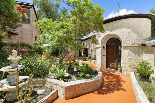 22 Indian Creek Loop, Kerrville, TX, 78028-1757 | Card Image