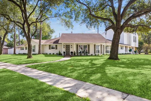 3633 Sun Valley Dr, Houston, TX, 77025-4149 | Card Image