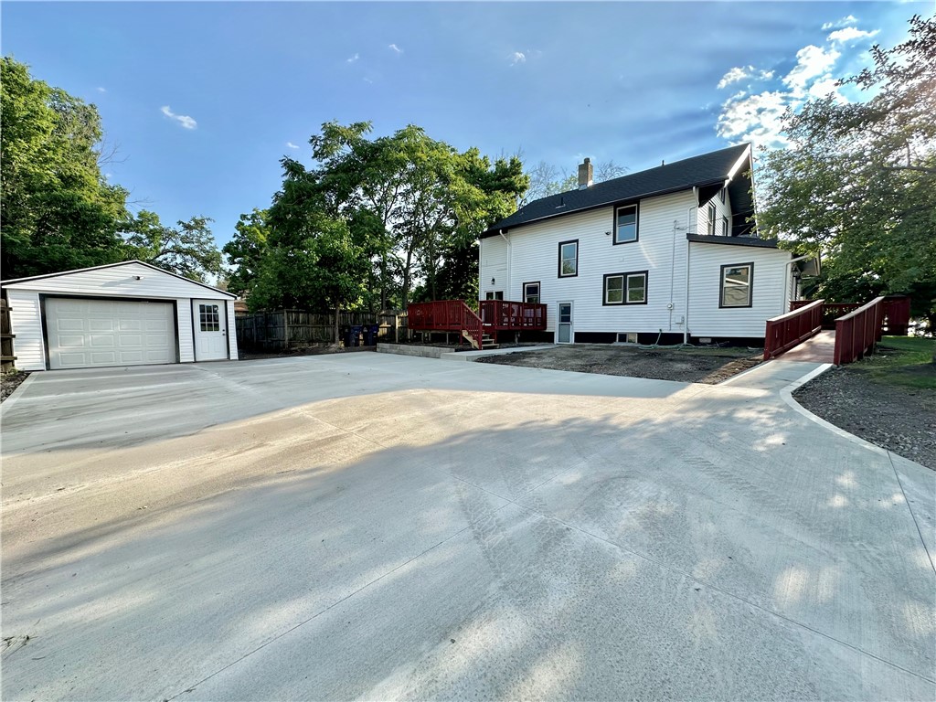 Franklin Ave, Des Moines, IA 50314