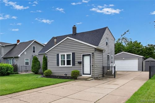 304 Vicksburg Ave, Tonawanda, NY, 14150-8549 | Card Image
