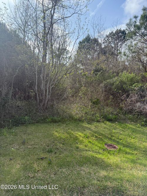 6205 Beach Bayou Ave, Biloxi, MS, 39532 | Card Image
