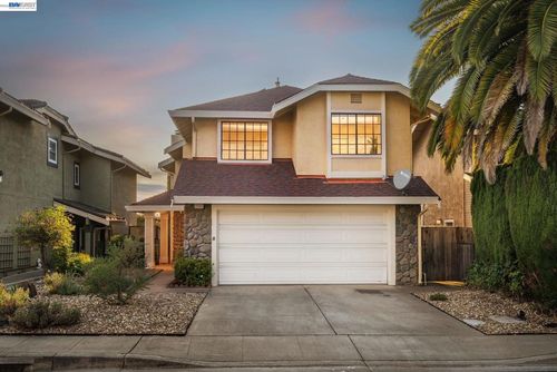 21297 Justco Ln, Castro Valley, CA, 94552-4852 | Card Image