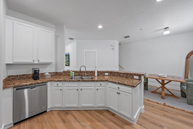 APT-105 - 107 Pond Apple Ln, Condo with 3 bedrooms, 4 bathrooms and null parking in Jupiter FL | Image 14