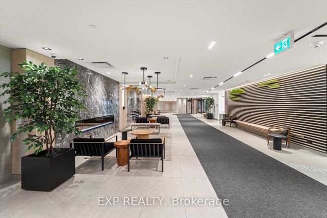 327 - 50 George Butchart Dr, Condo with 2 bedrooms, 2 bathrooms and null parking in North York ON | Image 7