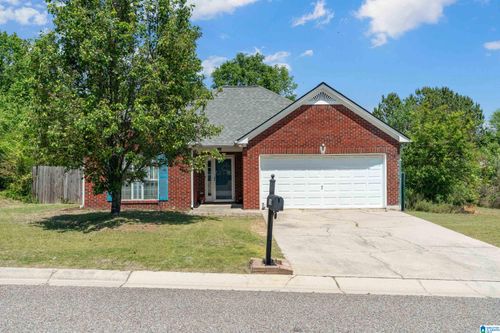 130 Renwick Ln, Calera, AL, 35040-5613 | Card Image