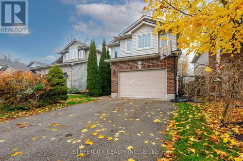 258 Crimson Cres, London, ON, N5W6G1 | Card Image