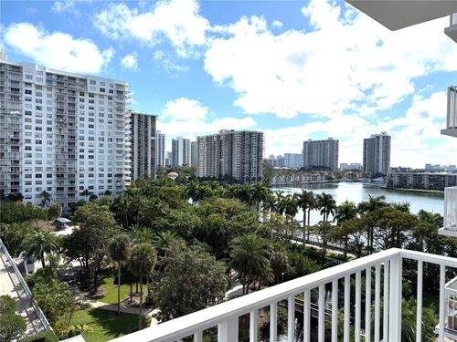 apt-806w-2801 Ne 183rd St, Aventura, FL, 33160-2129 | Card Image