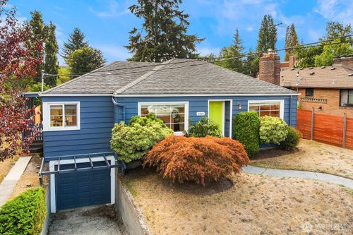1309 N 80th Street, Seattle, WA, 98103 | Card Image