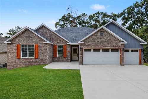 20 Radcliffe Dr, Bella Vista, AR, 72714-4319 | Card Image