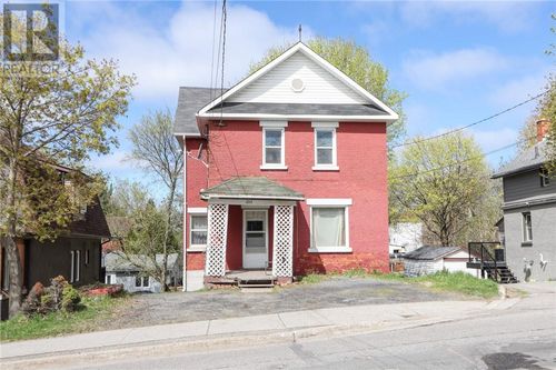 255 College St, Sudbury, ON, P3C4V4 | Card Image
