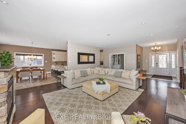 155 Wilbert Cox Dr, House other with 5 bedrooms, 4 bathrooms and 9 parking in Carp ON | Image 8