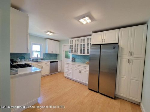 rear-407 Euclid Ave, Allenhurst, NJ, 07711-1213 | Card Image