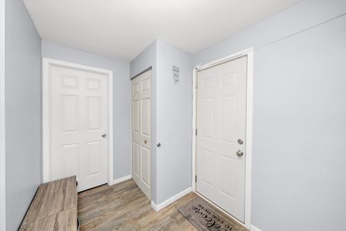 1011 Sandpiper Ct, Bartlett, IL, 60103-4849 | Card Image